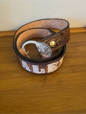 Hand-Tooled Brown Leather unisex Belt Montana Silversmiths Buckle Alex on back